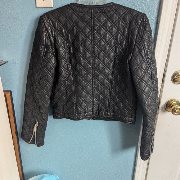 MNG Quilted Black Jacket - Picture 4 of 7